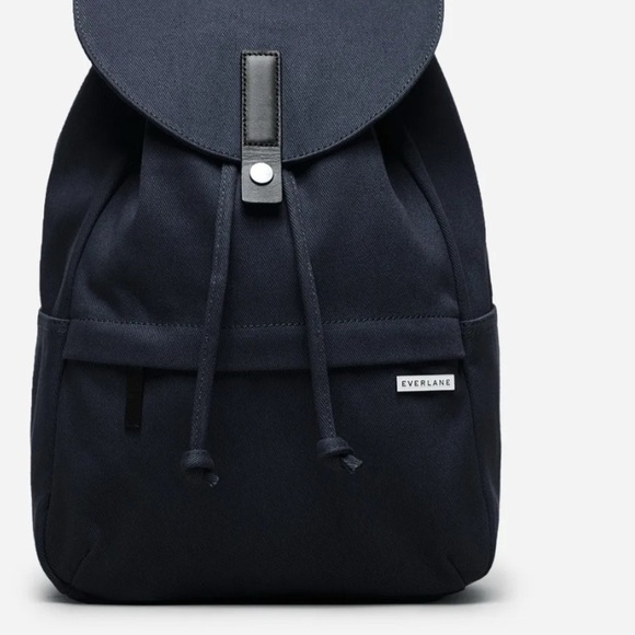 The Everlane Modern Twill Single Snap Backpack in Black - Picture 1 of 9